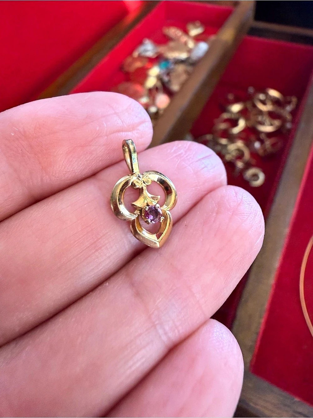 Vintage Van Dell 12K Gold Filled Clover Trefoil Pendant